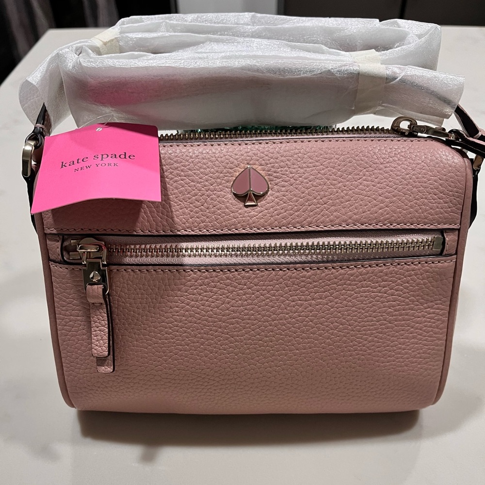Kate Spade pink crossbody hand bag, new with tags.